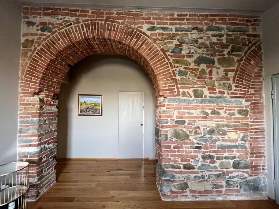 New On Lungarno Soderini Near Ponte Vecchio Apartamento *