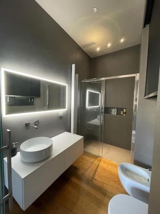 Apartamento New On Lungarno Soderini Near Ponte Vecchio Florença